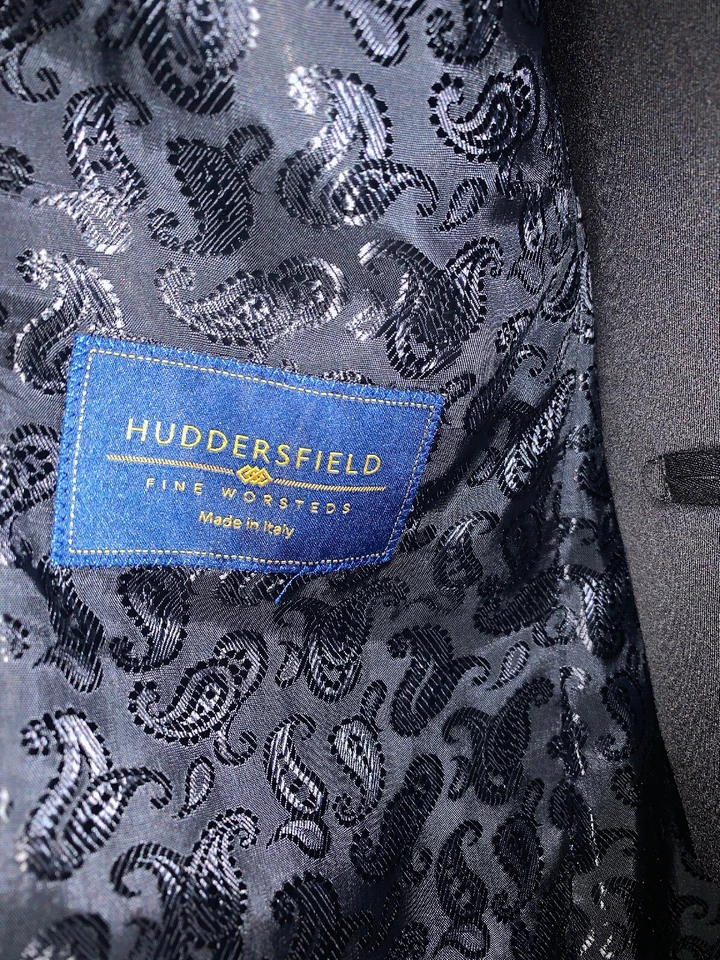 Hecho a medida Midnight Blue Tuxedo, 3 Peice Set By Alexandra Wood @saville fila Foto 3 de 4