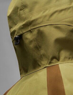 $400 Men's NIKE AIR JORDAN X Gore-Tex 23 Jacket Olive Green $400 Men's NIKE AIR JORDAN X Gore-Tex 23 Jacket Olive Green