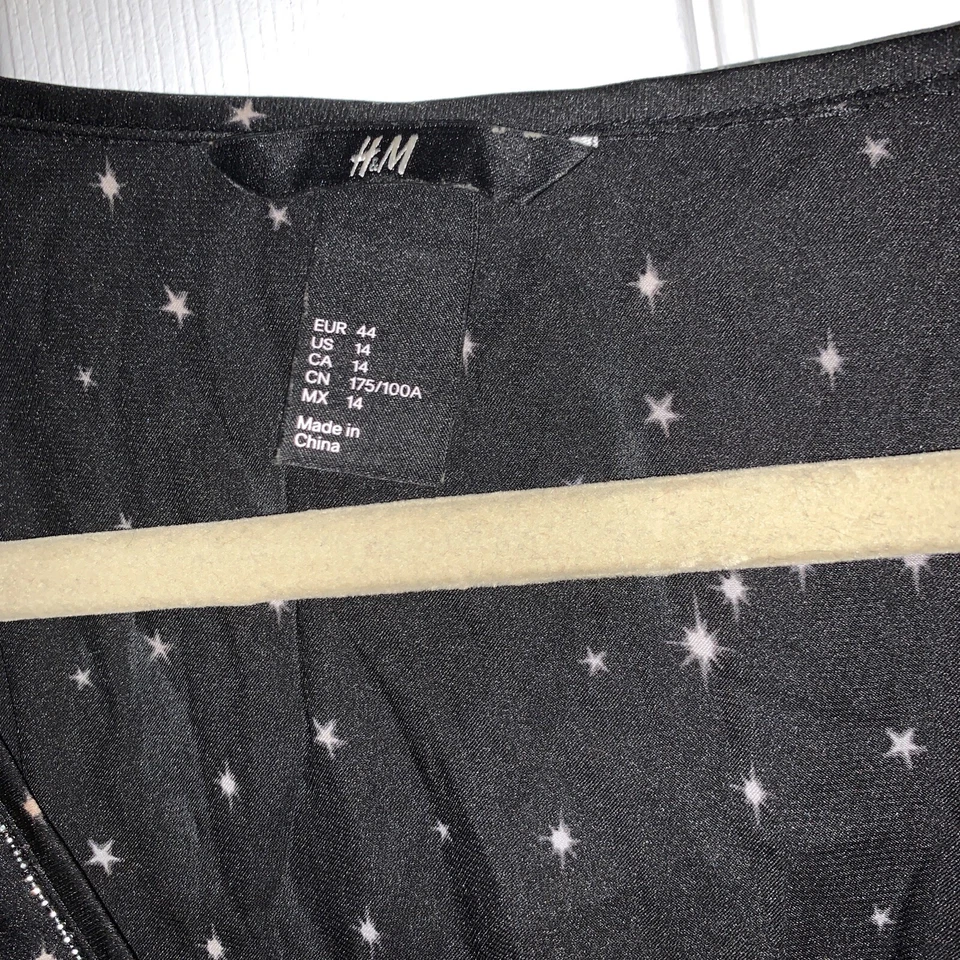 H&M black size 14 polyester short sleeve night gown - Image 4 of 4