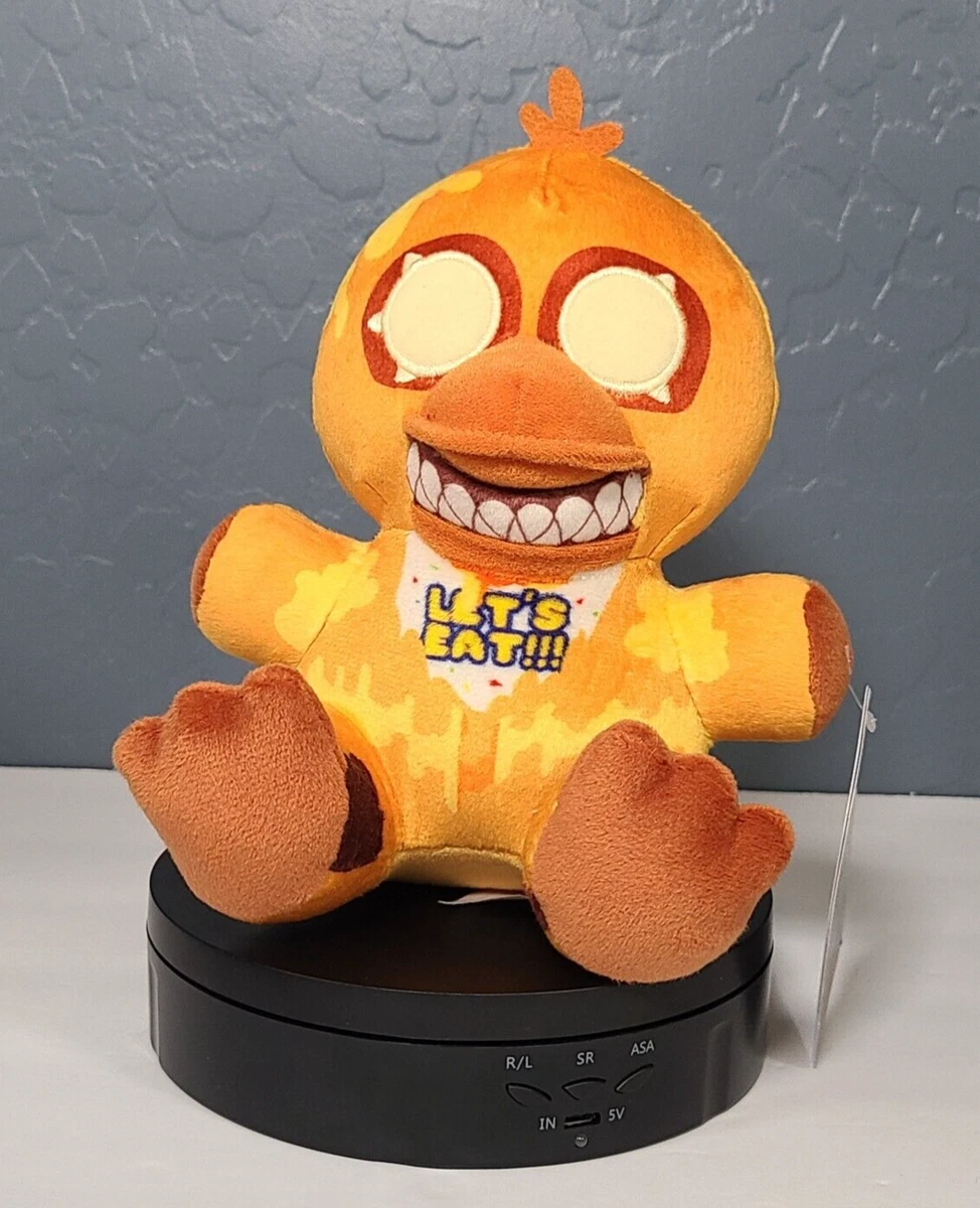 Please Help! I'm worried about my FNAF plushies. The 5 I bought from shops have the same label where as 7 have a different one (in both images) : r/fivenightsatfreddys