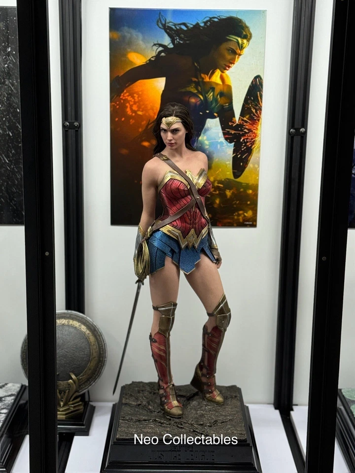 JND Studios 1/3 Platinum Statue Wonder Woman Zack Snyder’s Justice League - Image 2 of 4