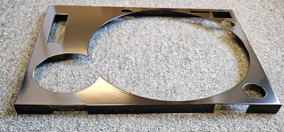 Capa frontal Technics preta para toca-discos SL1200MK2/SL1210MK2 - Imagem 2 de 4