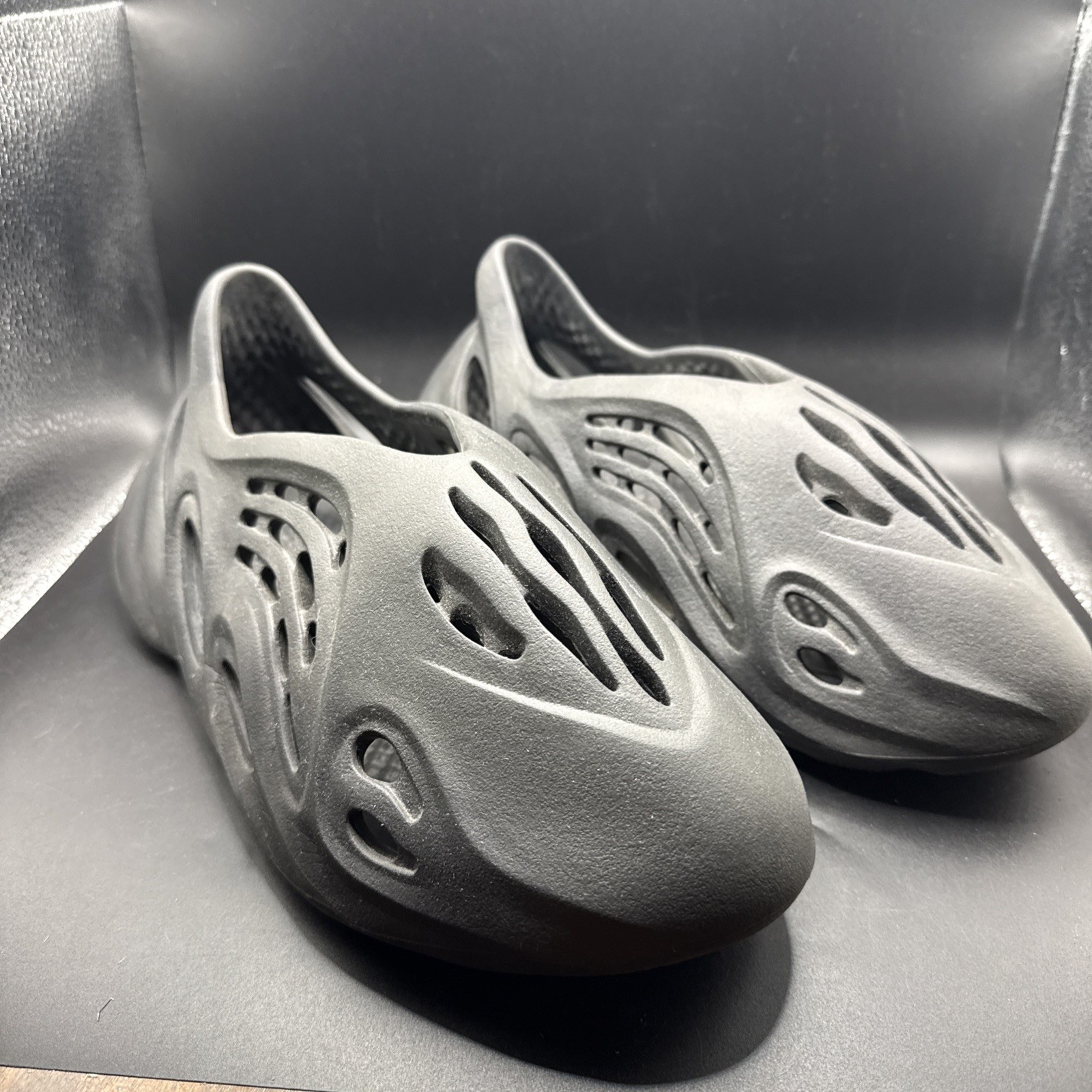 Adidas Yeezy Foam RNNR Onyx Size 8 HP8739 Men’s Black EVA Slip-On w/ Box