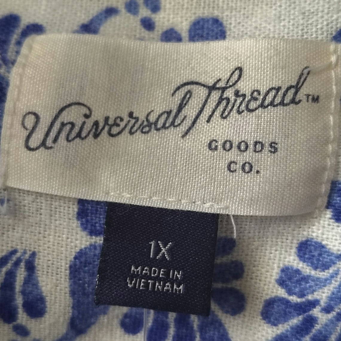 Universal Threads Linen Button Down Blue Womens P… - image 4