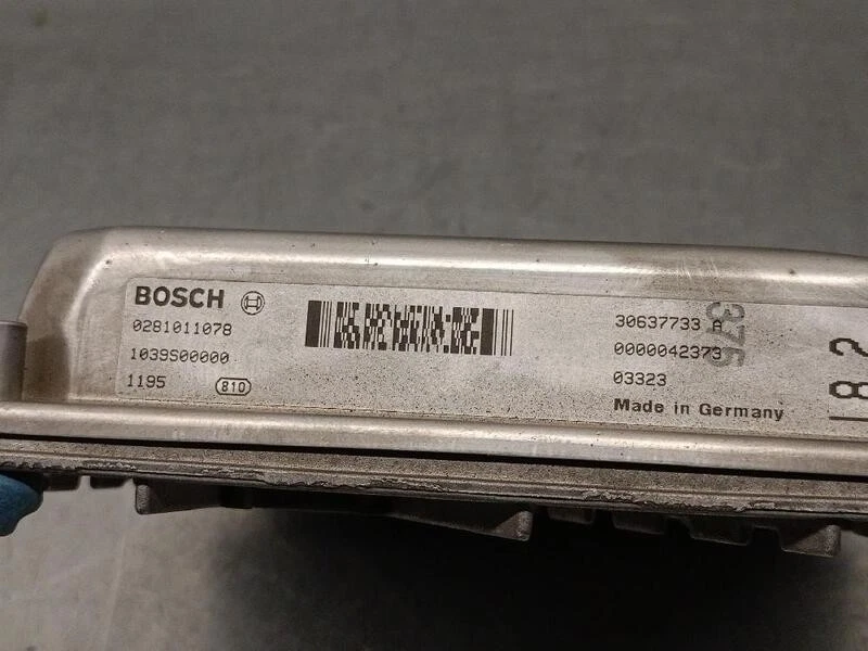 30637733A centralita motor uce para VOLVO S60 I (384) D5 2000 5498211 - Immagine 4 di 4