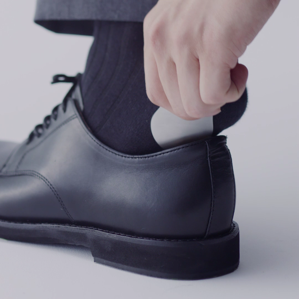 MUJI japan Portable Mini Stainless Shoe Horn Carabiner Key Ring Simple