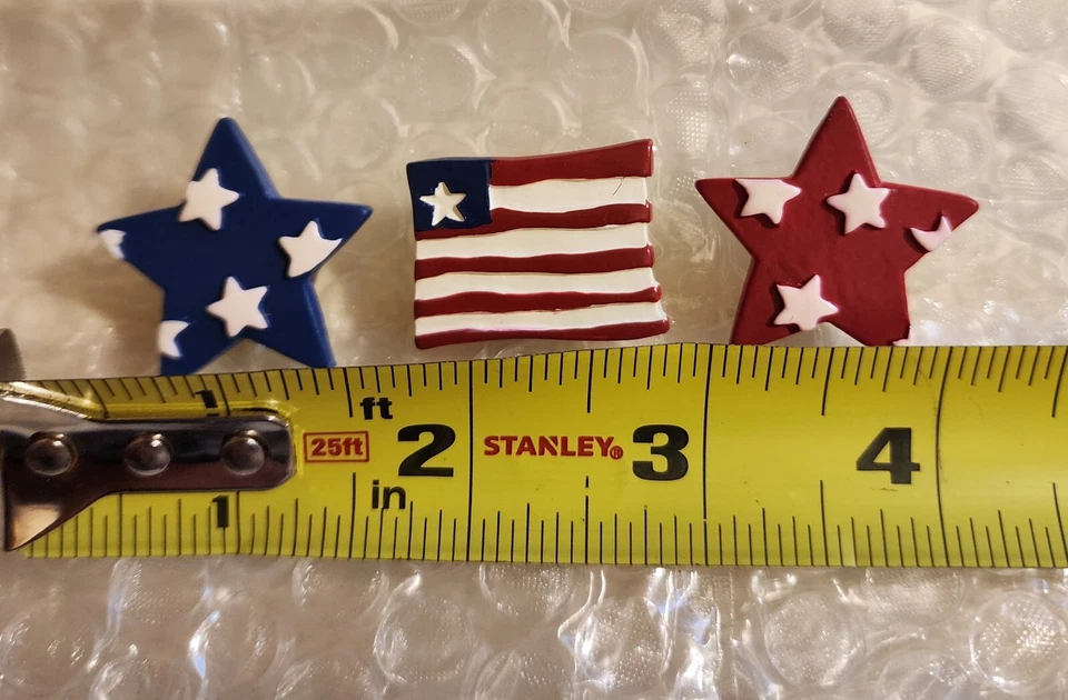 6 Red White & Blue Button Cover Collectio. - Image 3 of 4