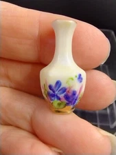 VTG Dollhouse Miniature Floral Vase w/Gold Gilt Ni-Glo Nicole Minnick 1:12