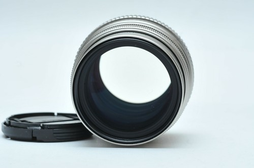 Pentax FA 77mm f/1.8 Lens - Picture 3 of 4