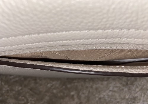 NWT Michael Kors ADDISON Leather Small Messenger Vanila Crossboby Bag - Picture 8 of 12