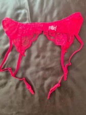 red gemm lace effect suspender belt size 22-26 inches