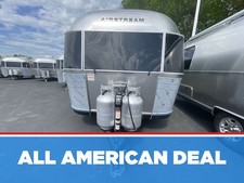 2026 Airstream Classic 30RBQ