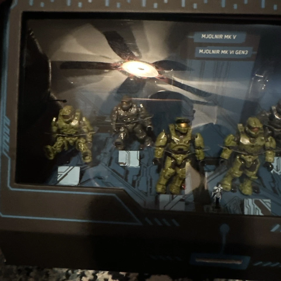 Mega Construx Bloks HALO SDCC 2020 MASTER CHIEF COLLECTION Infinite Cortana - Image 2 of 4