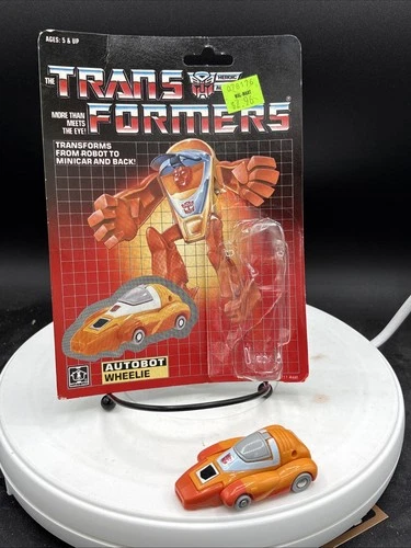 1985 Transformers G1 Wheelie COMPLETE W/ CARDBACK CARD Tech Specs vintage Hasbro