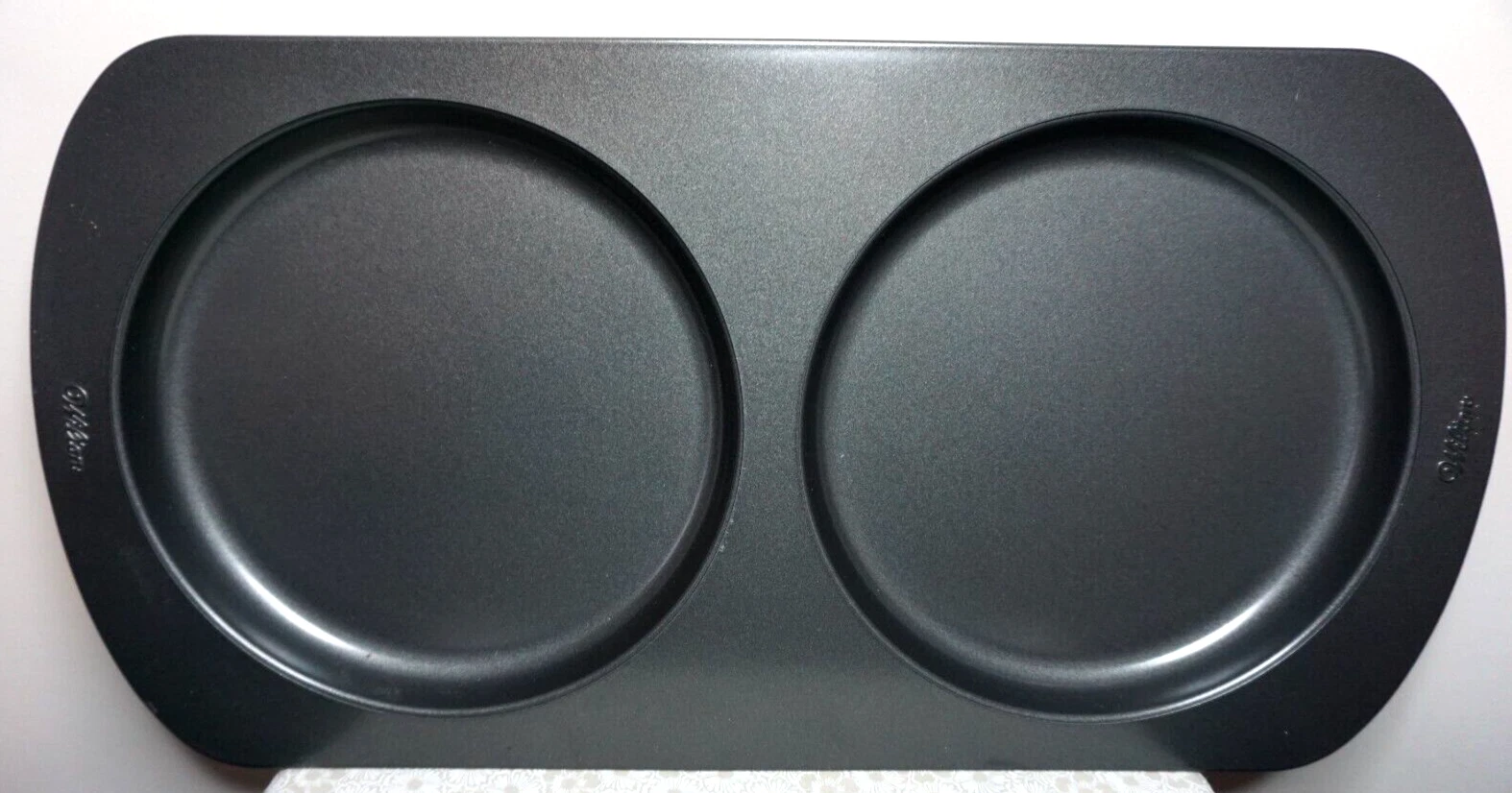 WILTON Double Stack Dual Cake Pan