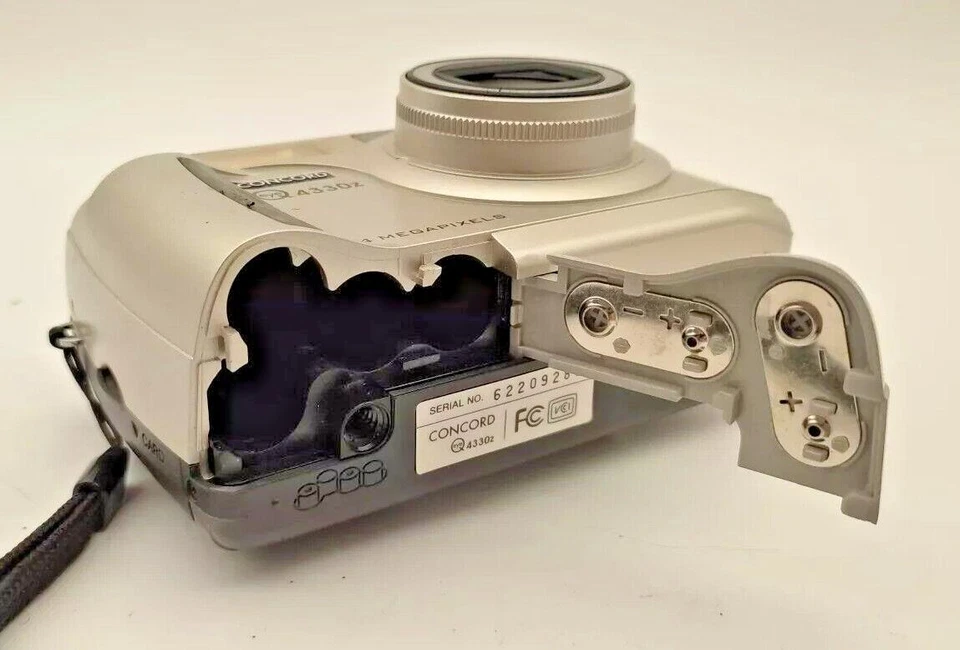 📷 Concord Eye Q 4330z Digitalkamera Vintage mit Originalkarton und Zubehörpaket - Bild 4 von 4