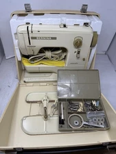 Bernina 707 Sewing Machine. Extension Table. Foot pedal. Accessories.