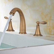 Antique Brass Widespread 3-Hole 2-Handle Bathroom Sink Faucet Basin Mixer Tap