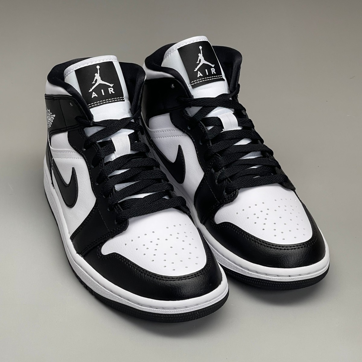 NIKE AIR JORDAN 1 Mid Panda Women's Sz 9.5 Black / White