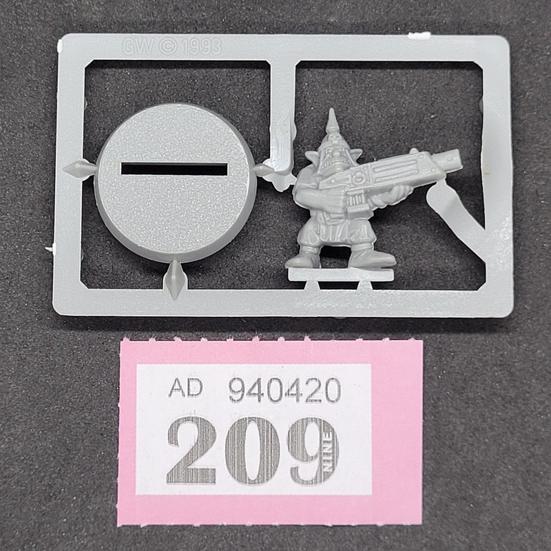 Gretchin On Sprue Plastic Warhammer 40k 2nd Edition OOP 1993 Orks