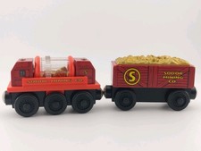 Thomas  Friends Gold Prospector's Sifting Car Wooden Railway Train Engine EUC