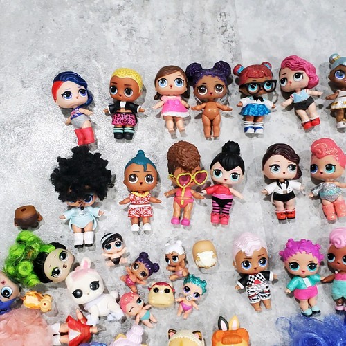LOL Surprise Dolls Huge Lot Tots Lils Lil Sister Accessories Pets Clothes Bottle - Picture 4 of 9