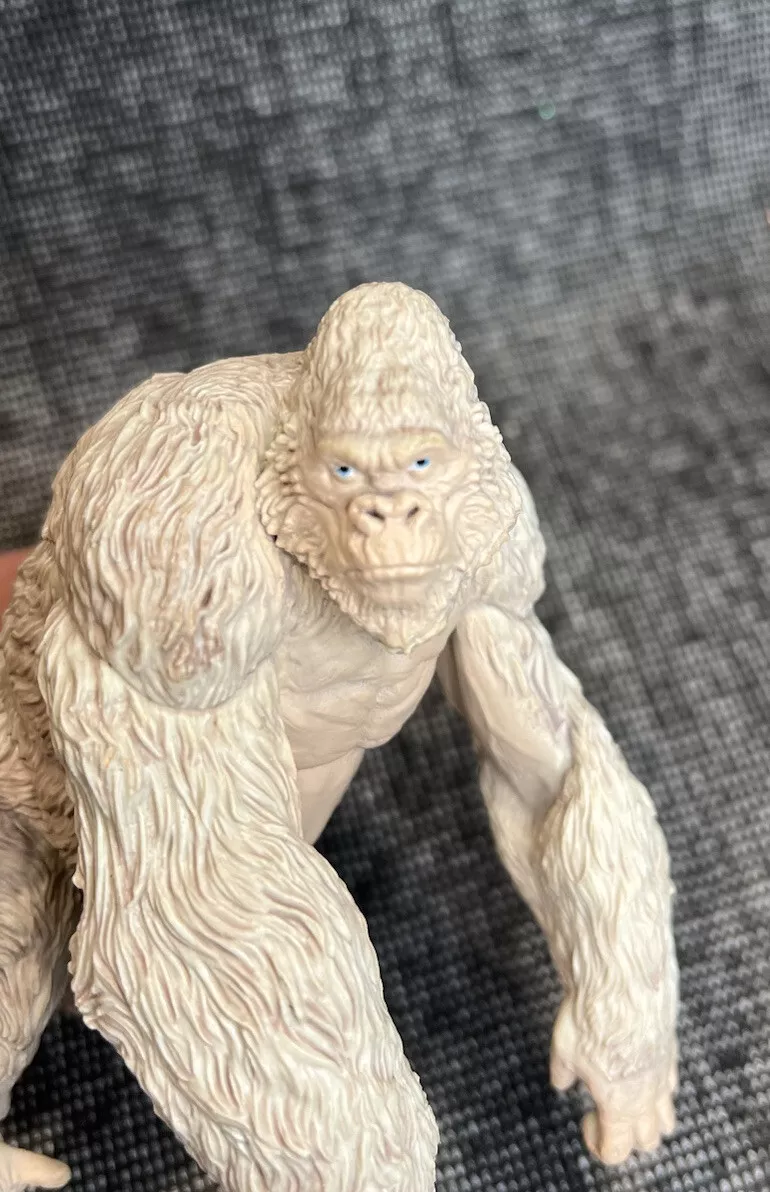 Rampage Movie Figure Toy 4 WBEI White Gorilla pvc