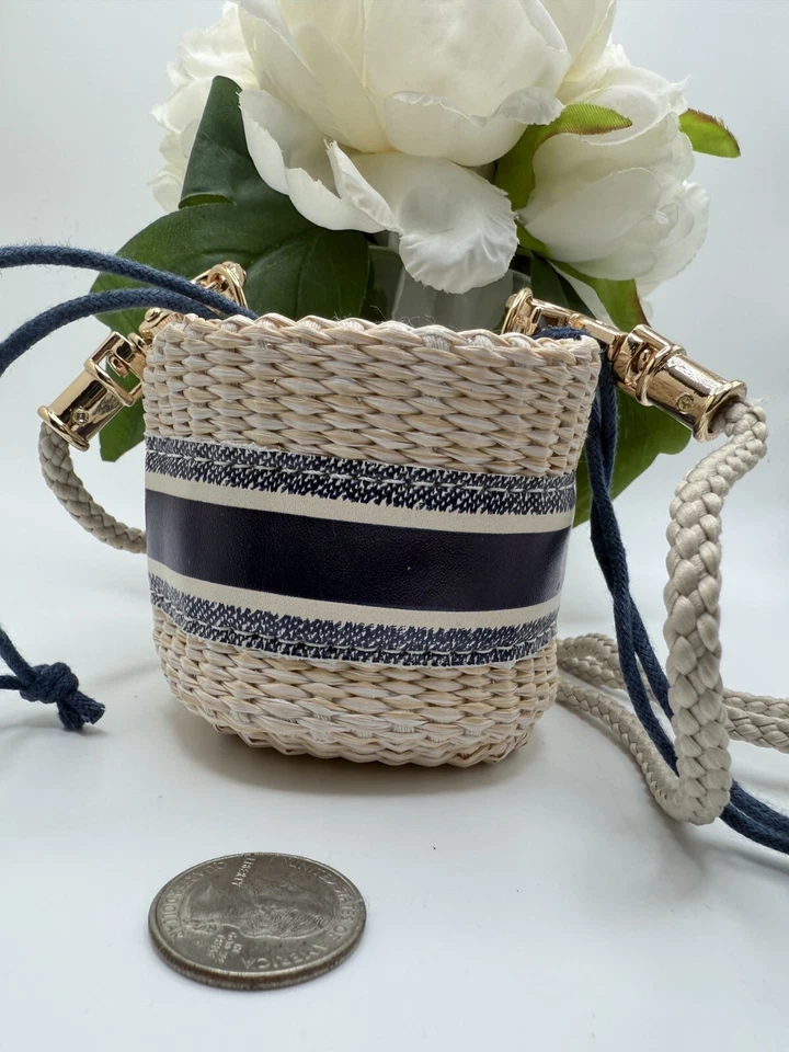 Christian Dior Straw Pouch Mini Shoulder Bag Bucket Novelty Makeup Cosmetic - Image 3 of 4