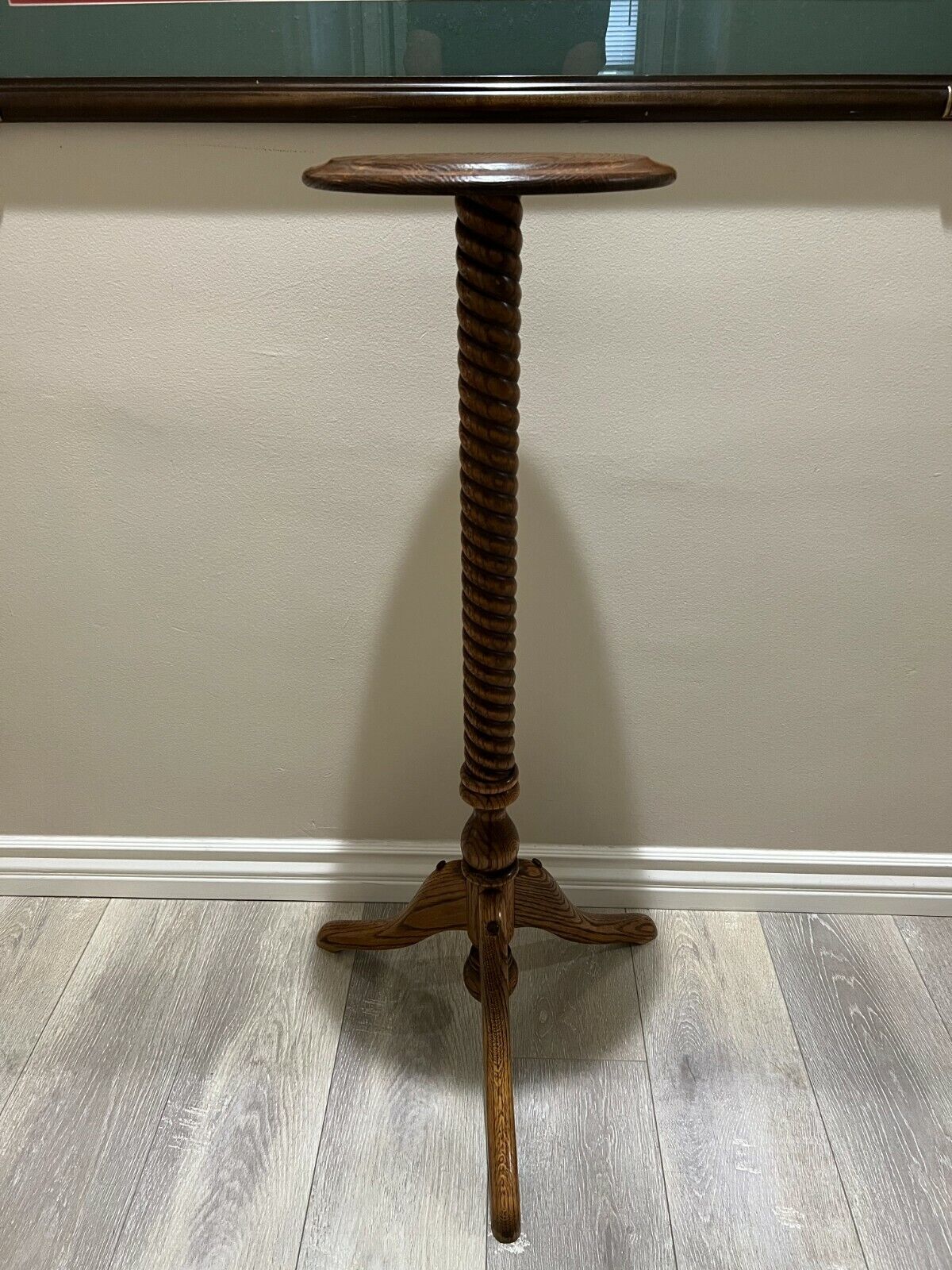 Vintage Hand Carved Oak Barley Twist Plant Display Pedestal Stand Table, 40" T