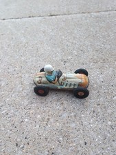 RARE -- 1955 Yonezawa Chamption 3 Tin Friction Race Car -- Japan