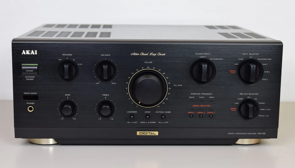 AKAI AM 69 VOLLVERSTÄRKER STEREO VOLL FUNKTIONSFÄHIG DAC PHONO MM/MC TOP ZUSTAND - Bild 2 von 4