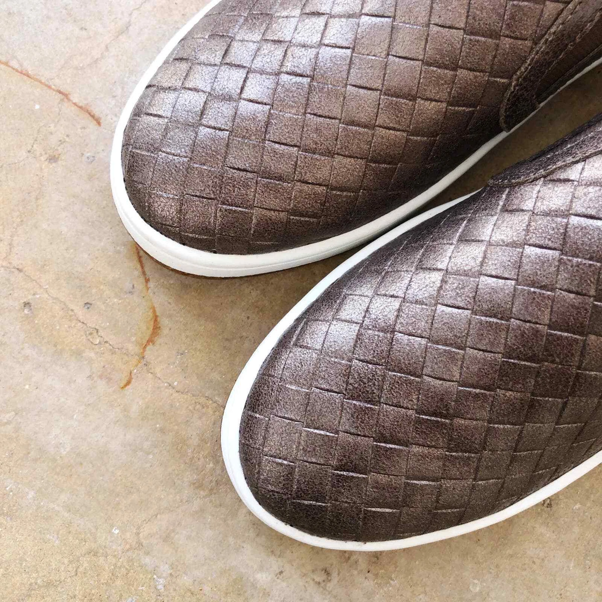 Aetrex - Women's Cameron Slip-on Sneakers
