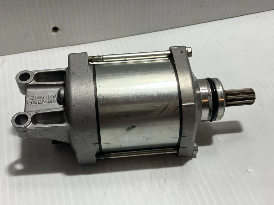 2016 Suzuki Gsxr 600 Starter (OEM) Foto 3 de 4