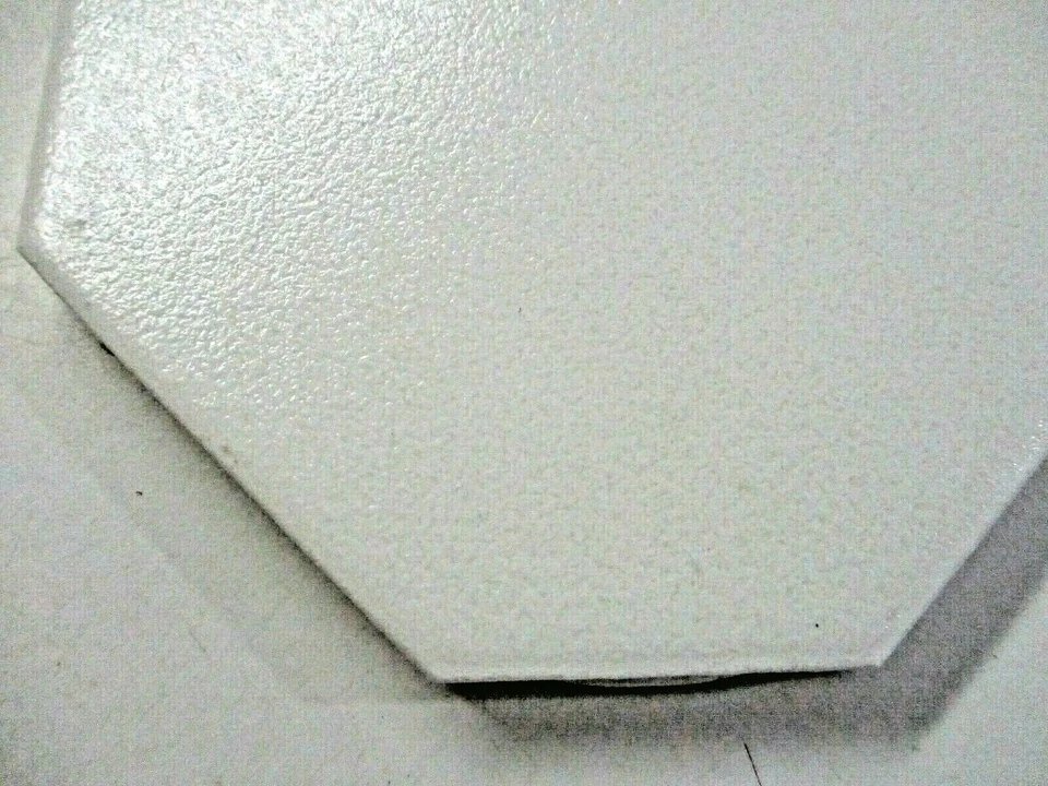 1 azulejo Olean AO EE. UU. 4-1/4 octágono 1970 cristalino brillo piso de cerámica blanco roto Foto 4 de 4