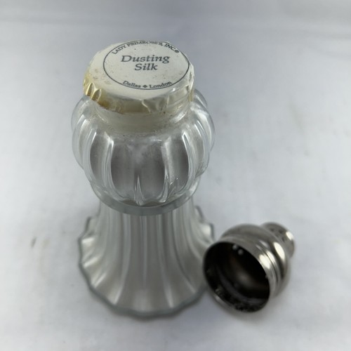 New Lady Primrose Inc Tryst Dusting Silk Powder In Glass Shaker - Picture 3 of 6