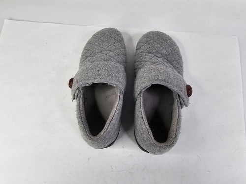 Vionic Jackie Light Gray Quilted Flannel Slipper Shoes Women's 6 Slip On - Picture 6 of 12