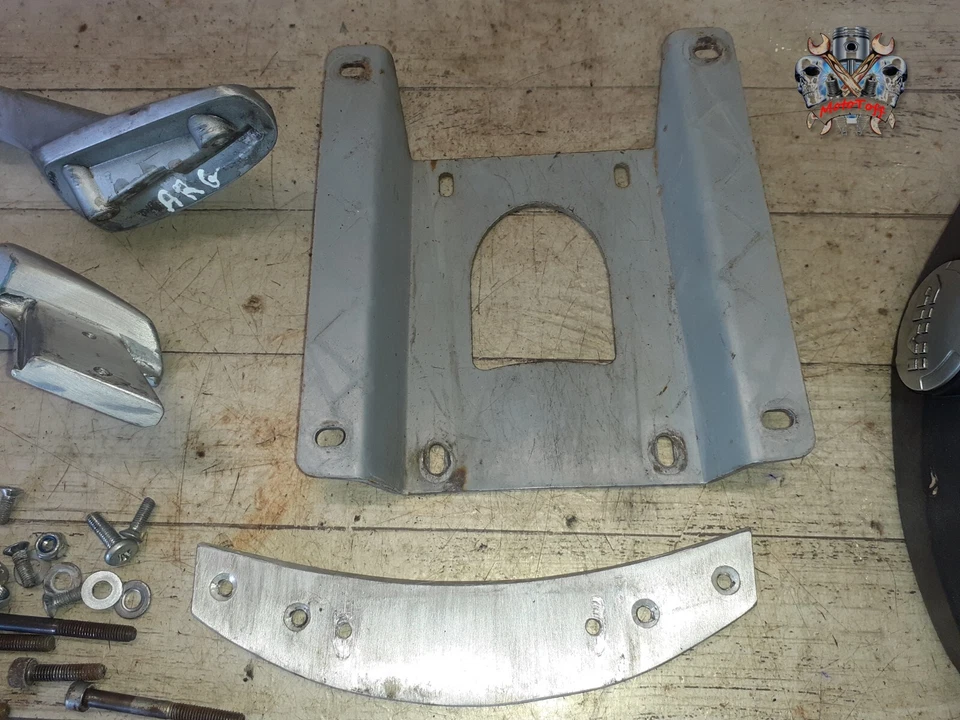 SUPPORT TOP CASE BMW F 650 CS SCARVER de 2001 à 2005 - réf : 113 - Photo 4/4