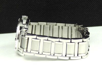 Bulova Ladies silver tone Diamonds 96R19 dress watch NEW BATTERY Bulova Ladies silver tone Diamonds 96R19 dress watch NEW BATTERY main image 3