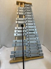 Pearl Xylophone Bell Keyboard With Black Protective Carrying Case & 2 Mallets