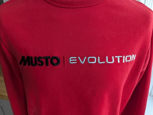 Sudadera MUSTO Evolution Roja Talla L - Imagen 2 de 8