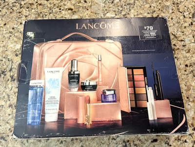 Lancome 10 PC Limited Edition Holiday Collection Beauty Gift Set
