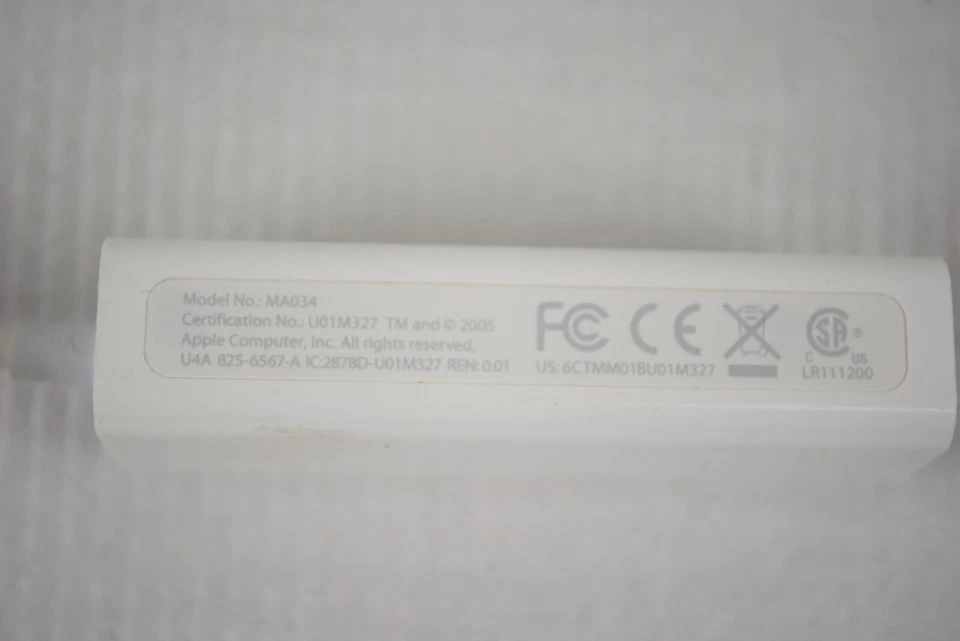 Apple MA034 56 Kbps Modem - Image 4 of 4