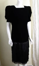 Opening Night! 14 Vintage 80s Runs 12 L Black Velvet Flapper Fringe Dress Lovely