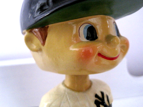 Vintage New York Yankees MLB Square Orange Base Nodder Japan Bobblehead - Picture 3 of 9