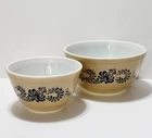 Vintage Pyrex Homestead Nesting Mixing Bowls 401 402 Set of 2