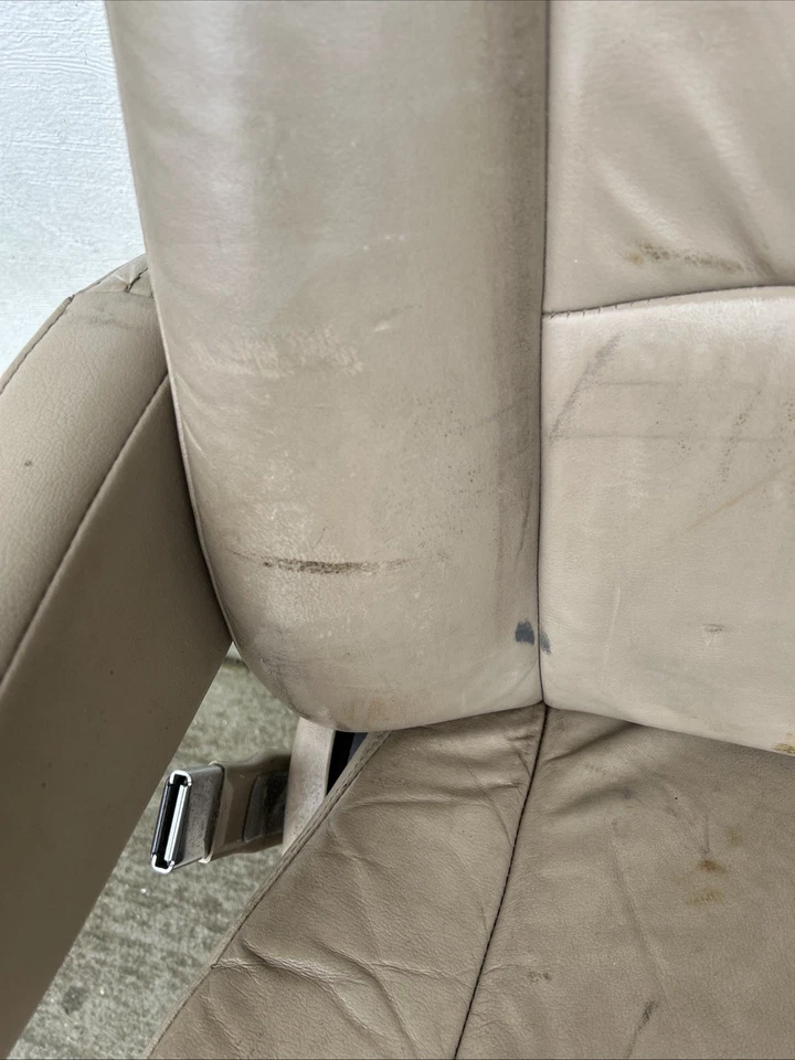 Ford Econoline Van Serie E Asiento Cuero Tostado Lado del Conductor Trasero ~ Años 90’s-2000’s Foto 4 de 4