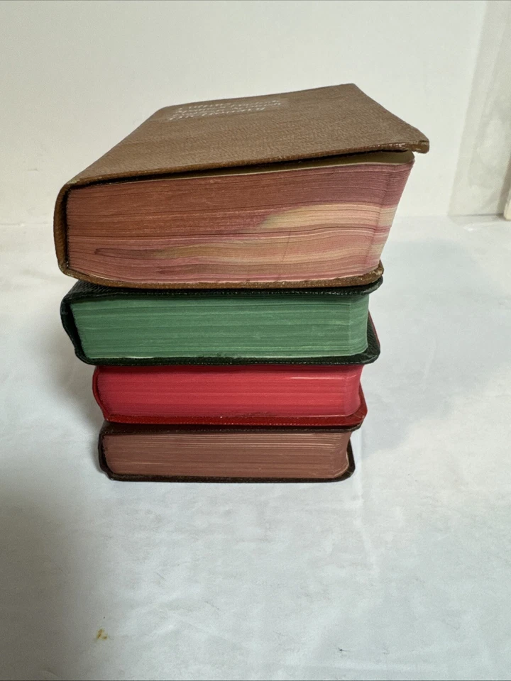 4 Vtg Collins Pocket Russian, German, Italian, Spanish To English Dictionaries - Image 4 of 4