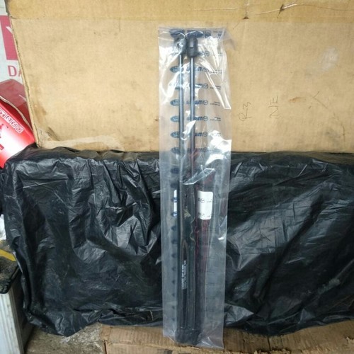1 Set OEM Rear Trunk Lift Support Assy Fit For Ford Fiesta 2014-2019 8A61A406A10 - Picture 2 of 2