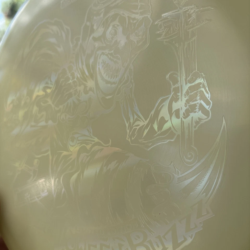 Discraft Buzzz - Mega Glo - 2025 Limited Edition Halloween 178g New #41 - Image 2 of 3