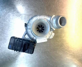 Turbolader 11658570083 für BMW 819976 B47 D20 A 120d 420d 520d 20d / 140 kW 190